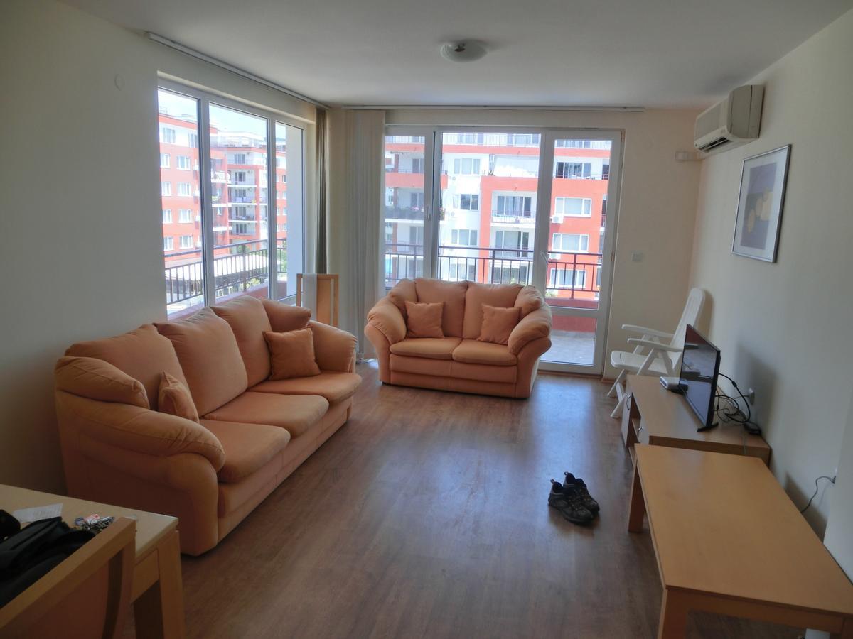 Sea View Panorama Apartment On Complex With Pools And Beach, Sveti Vlas Esterno foto
